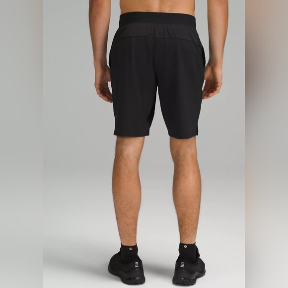 Lululemon The Short in Black, size Medium Athleisure Running Gym Training - Picture 3 of 9
